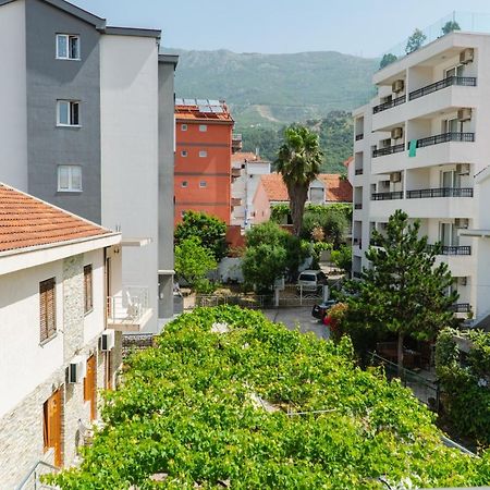 Guest House Buskovic Budva Exterior photo